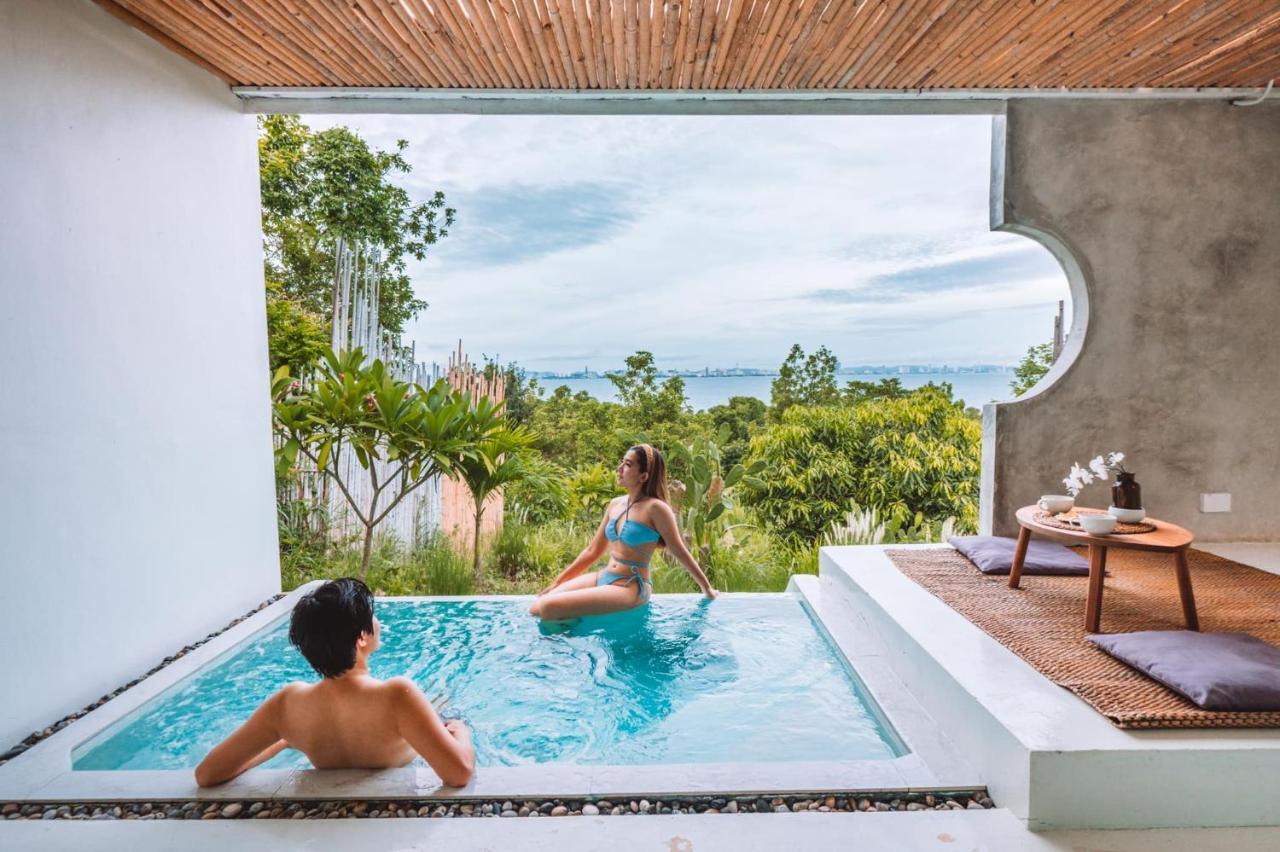 Myth Koh Larn Resort Bar And Bistro 외부 사진