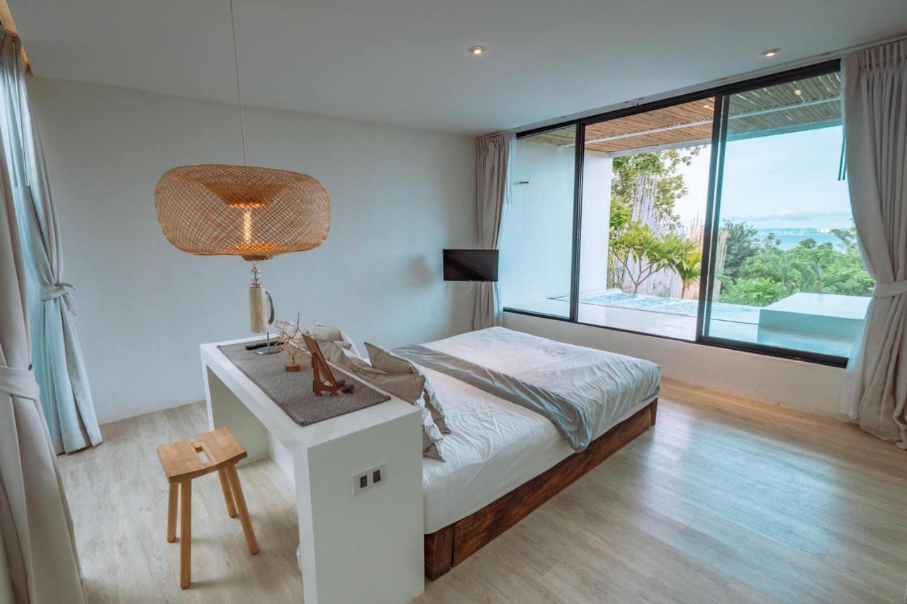 Myth Koh Larn Resort Bar And Bistro 외부 사진